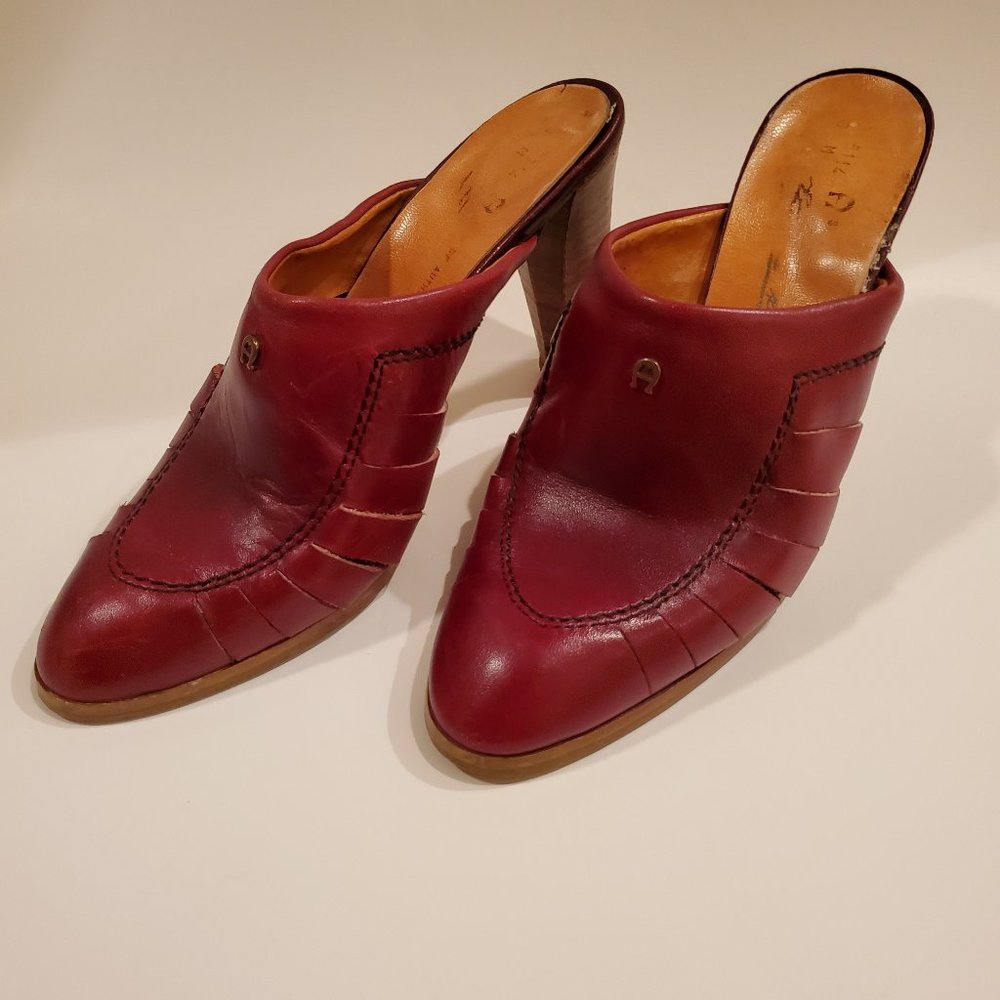 Vintage Etienne Aigner Heeled Slide on Mules Red leather Size 8